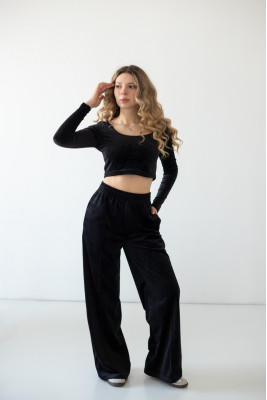 Костюм жіночий